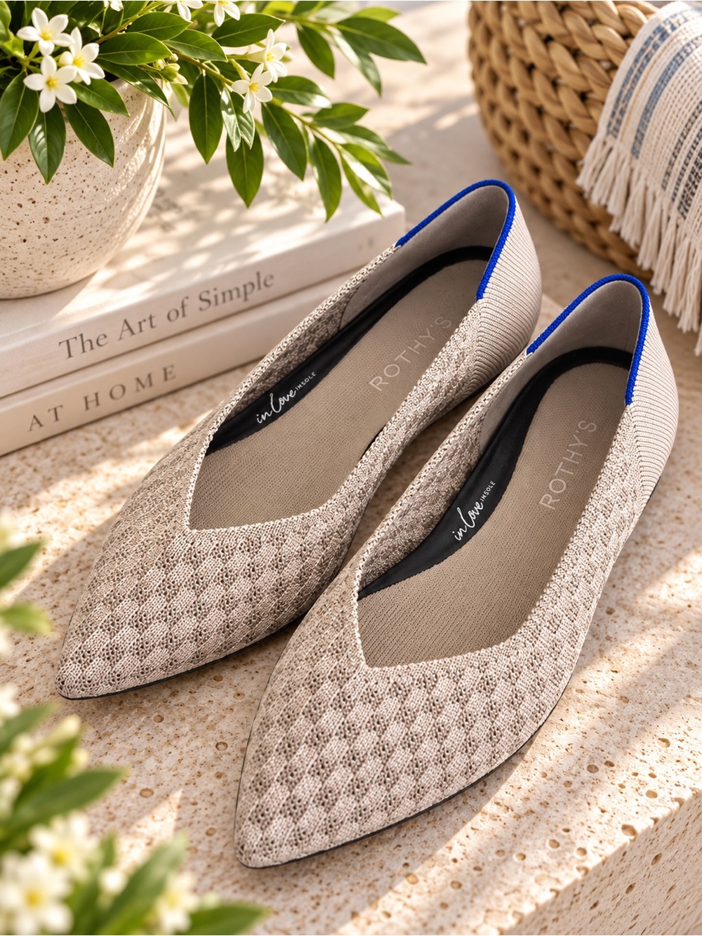 Rothy’s The Point II Beige Knit Blue Trim Pointed Flats Size 6.5 old money #92